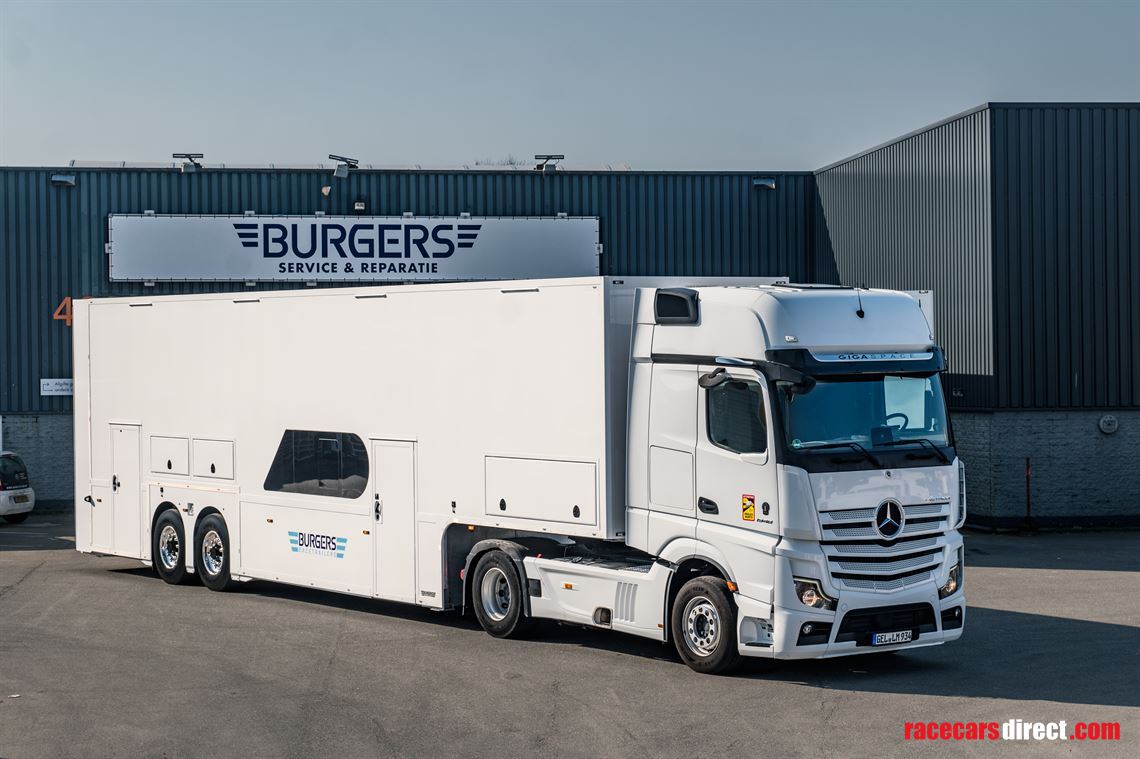 new-and-on-stock-burgers-double-deck-race-tra