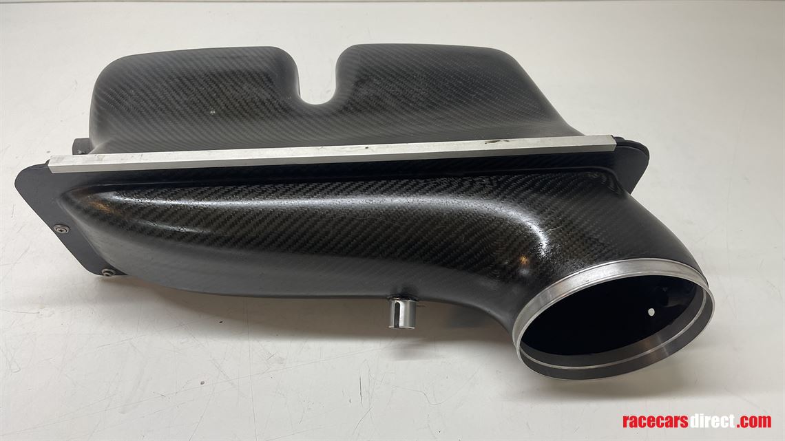 bmw-motorsport-carbon-airbox-and-intake-unit