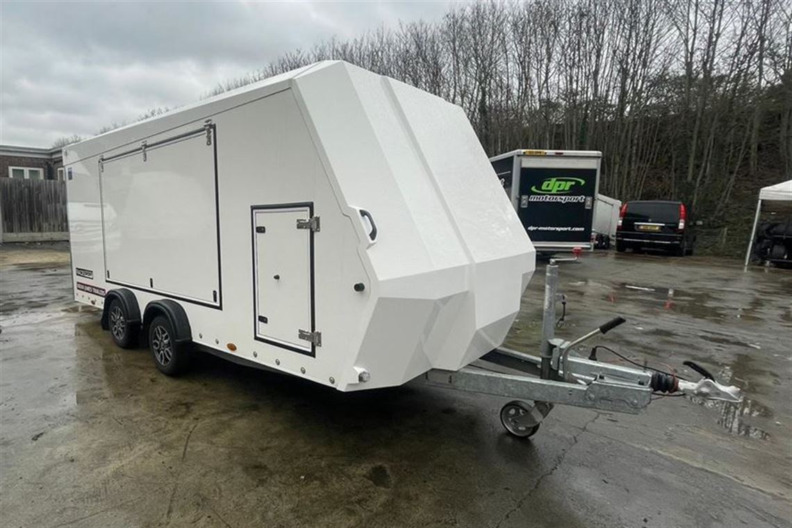 brian-james-trailer-enclosed-45m-x-20m-bed