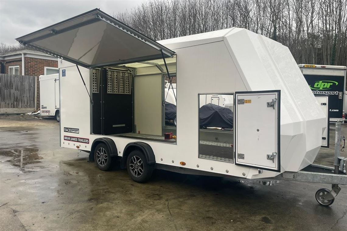 brian-james-trailer-enclosed-45m-x-20m-bed