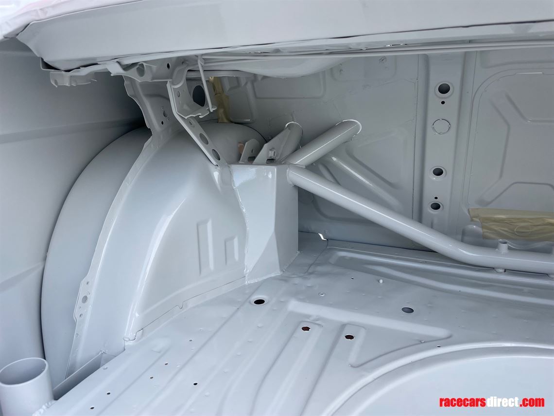 Racecarsdirect.com - BMW E30 M3 Group A spec shell with panels