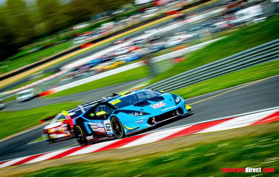 lamborghini-huracan-super-trofeo-front-bumper