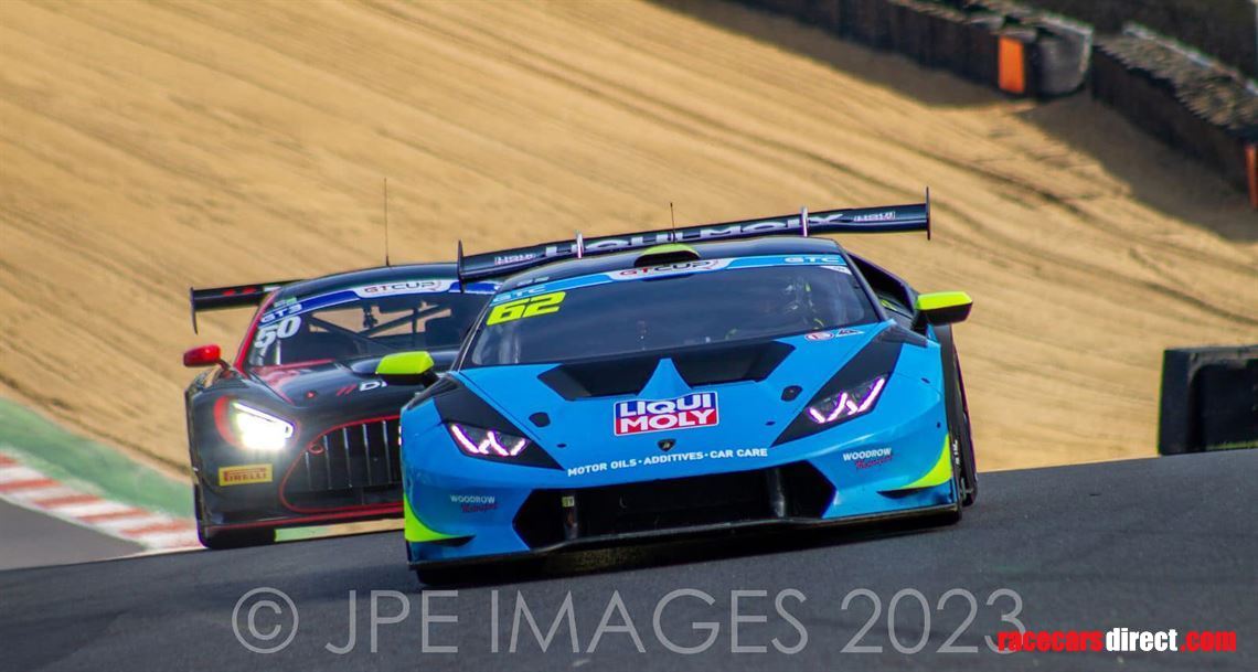 lamborghini-huracan-super-trofeo-front-bumper