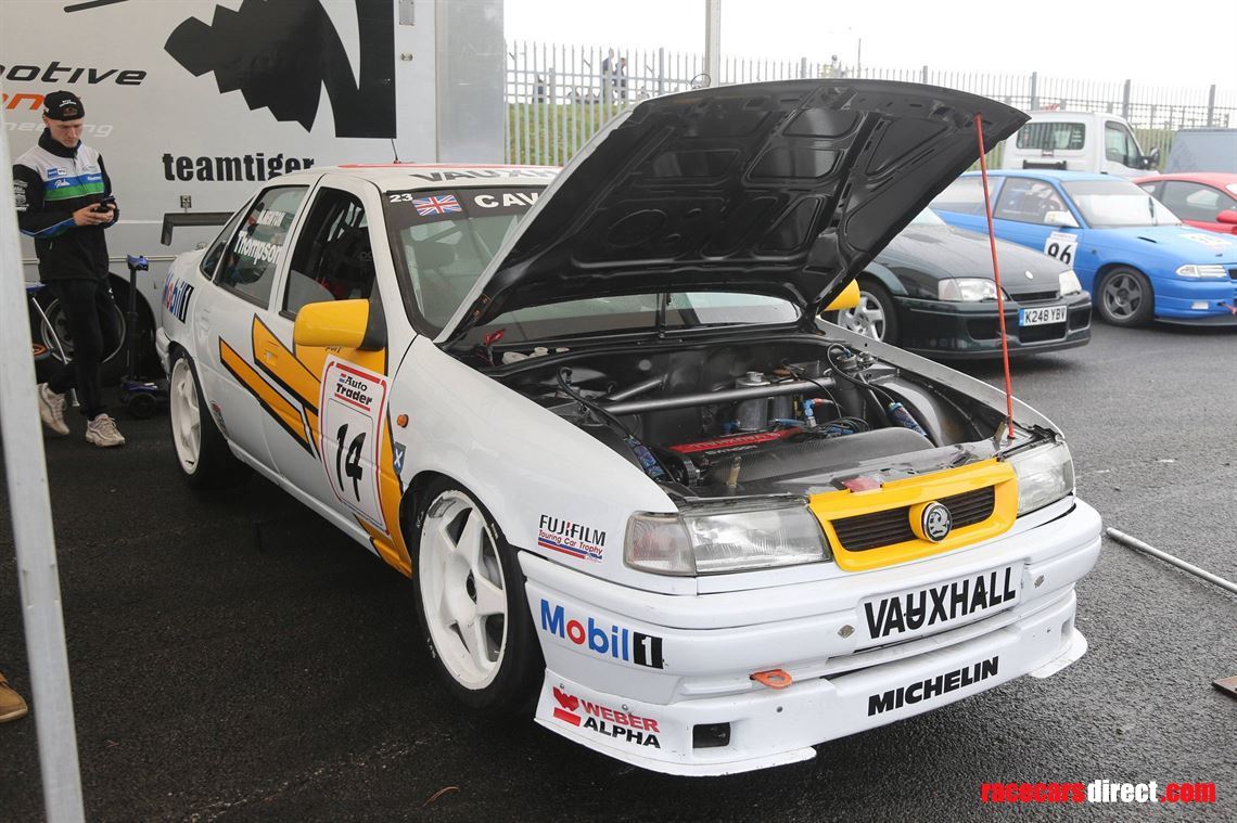 2-x-1995-vauxhall-sport-super-touring-cars