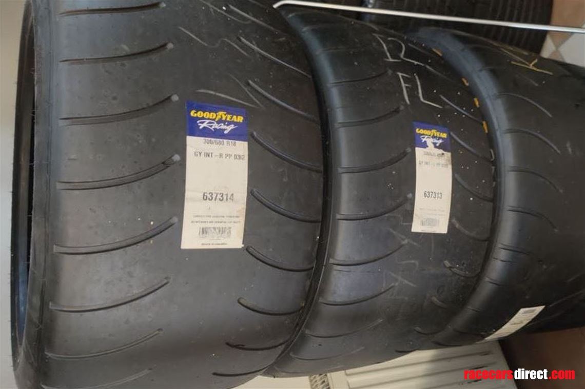 new-tyres-dunlop-goodyear