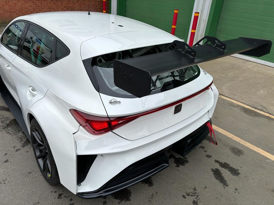 2021-cupra-competicion-gen-2-tcr