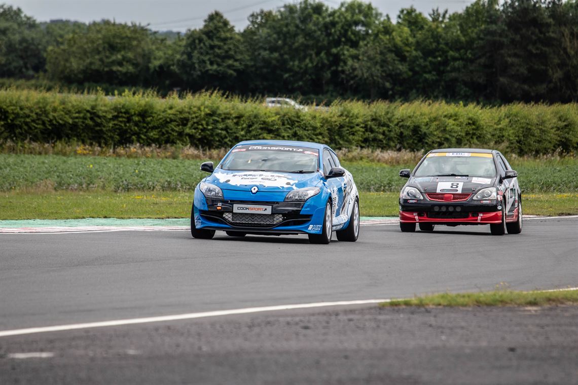 renault-megane-race-car-by-josh-cook-btcc-625