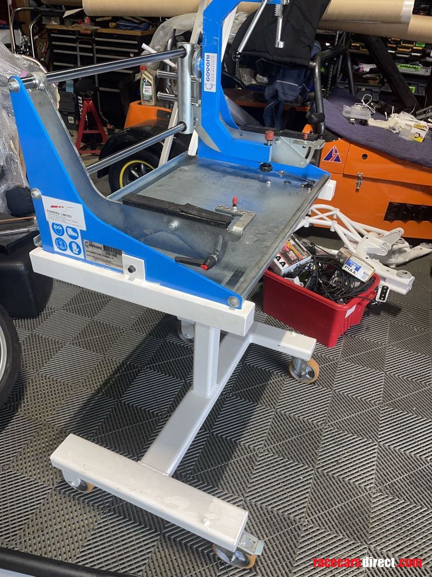 govoni-cylinder-head-building-bench