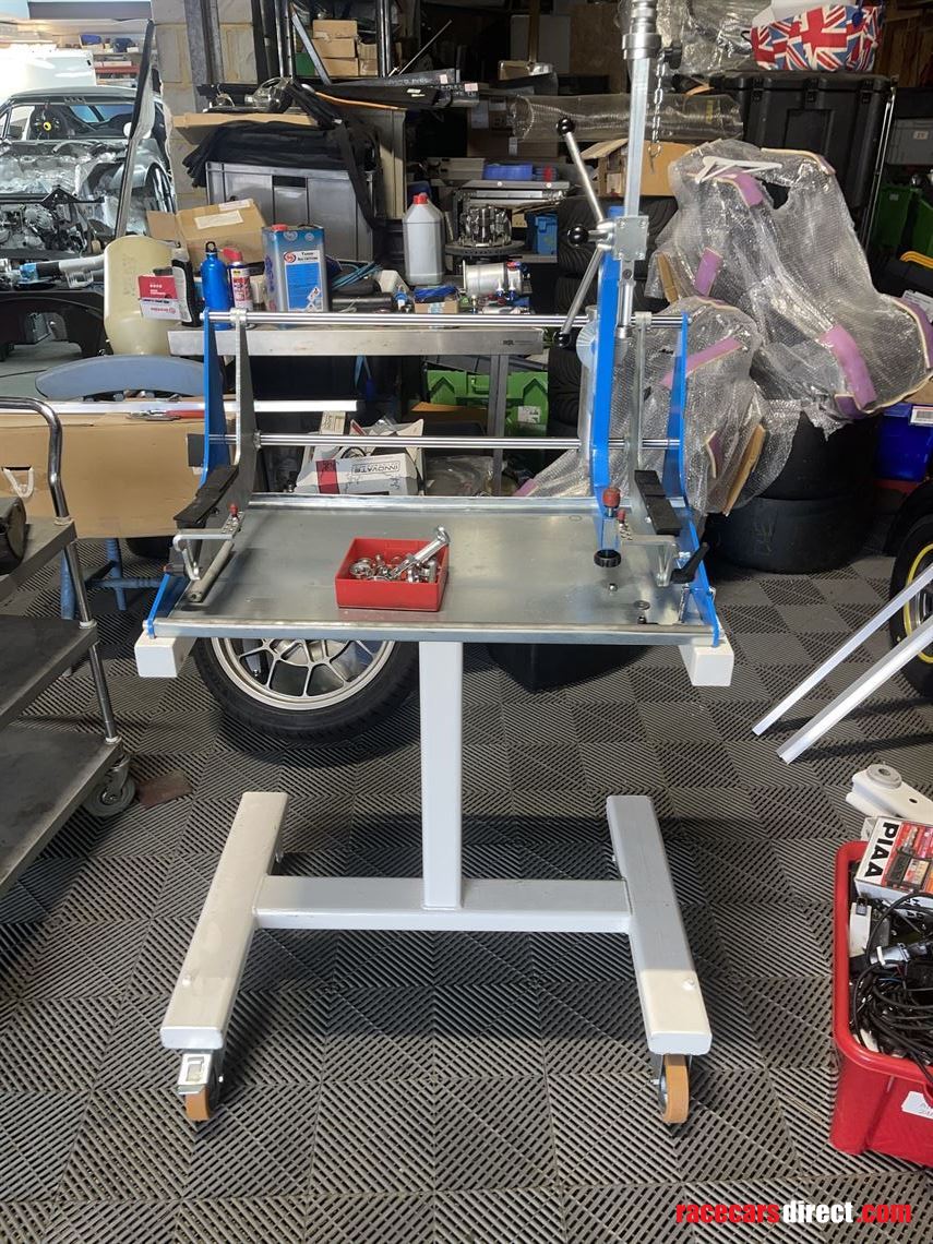 govoni-cylinder-head-building-bench