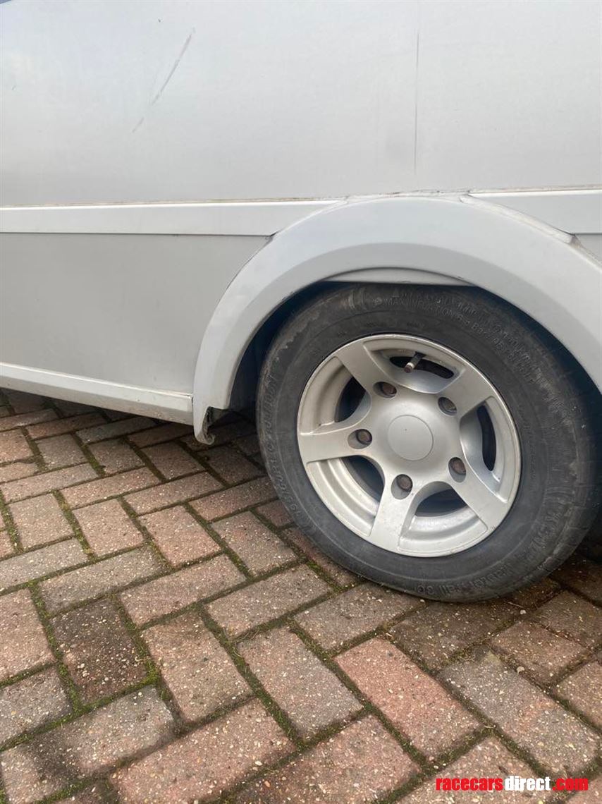 ifor-williams-biab-livingtrailer-with-living