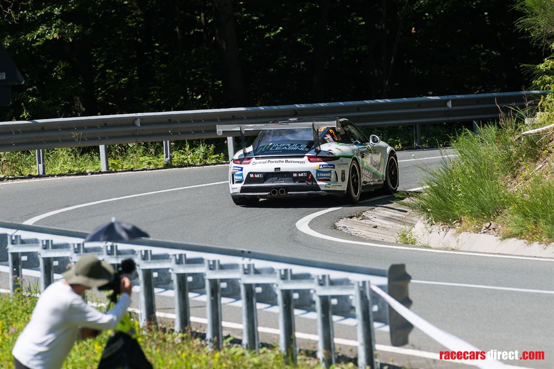 porsche-9911-gt3-cup-40-l-engine