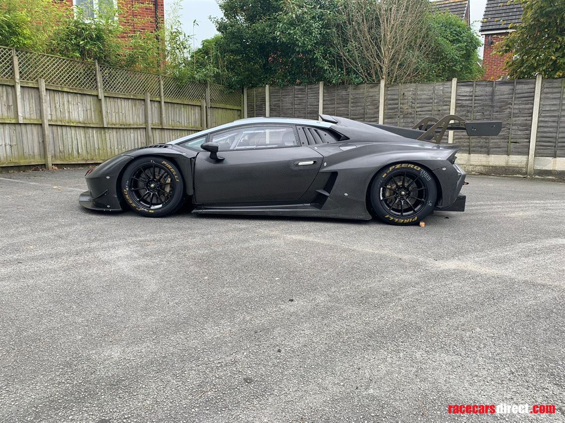 lamborghini-huracan-gt3-evo-2