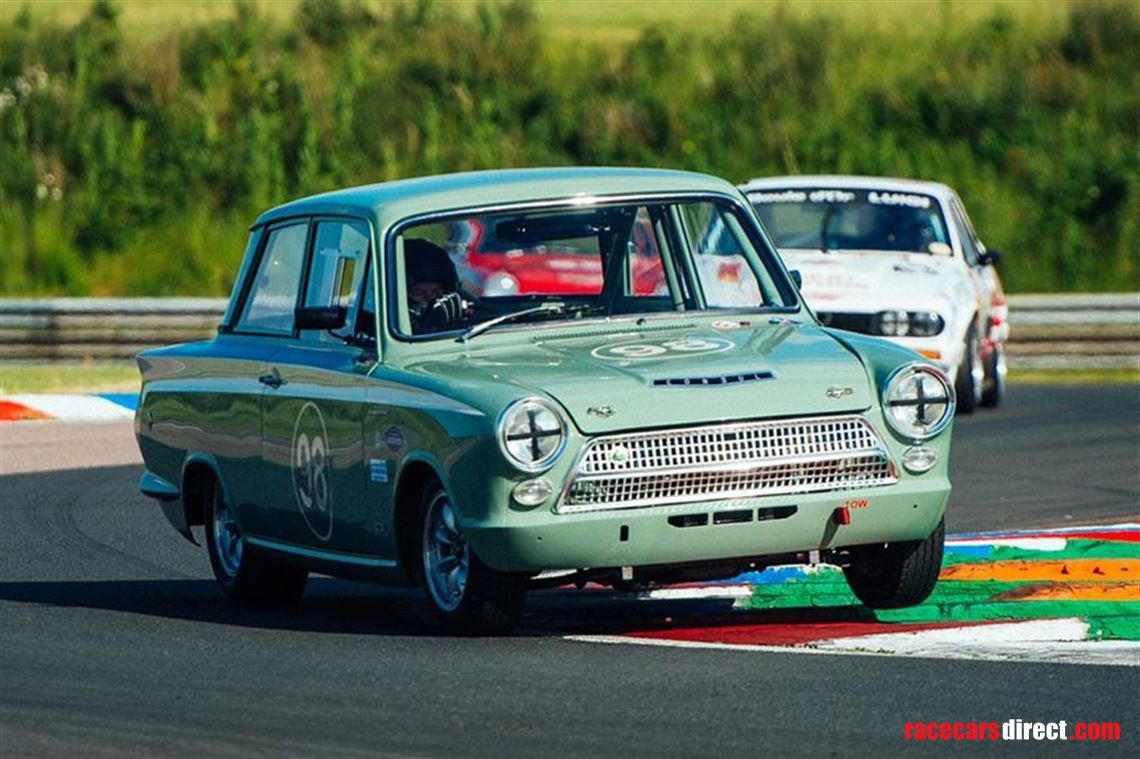 lotus-cortina-fia-race-car