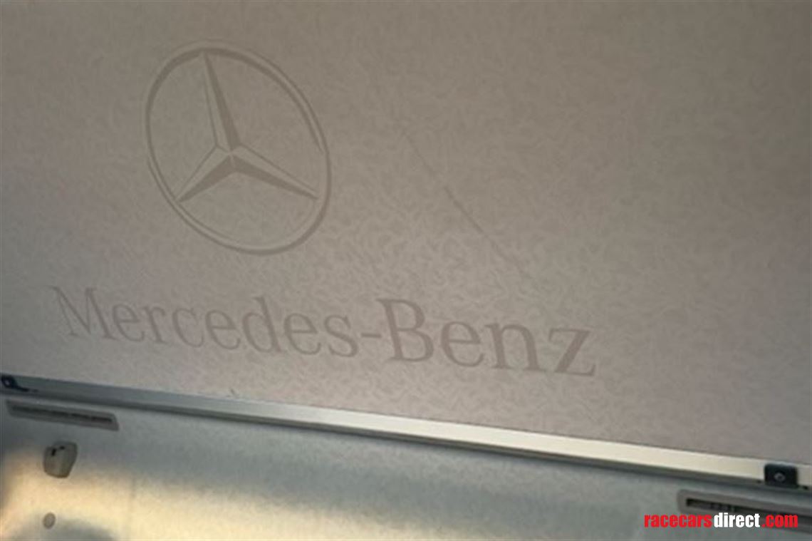 mercedes-1842-mega-space-4-x-2