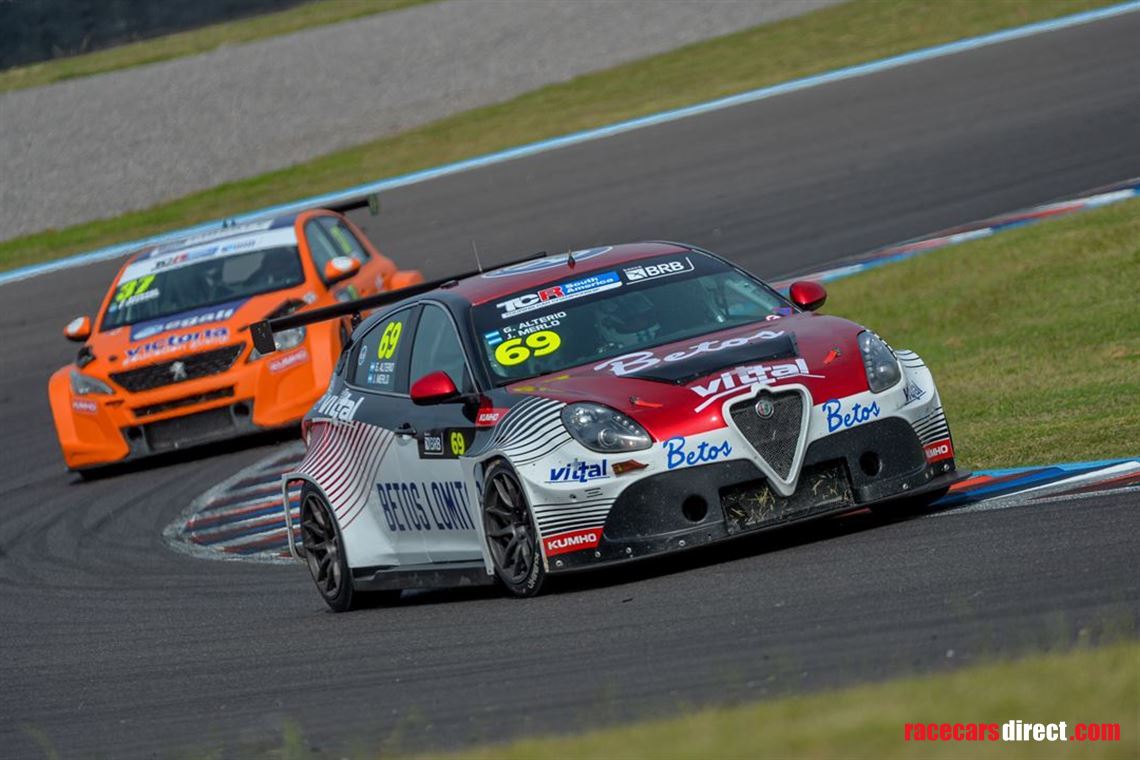 Ferrari dealer selling $180,000 Alfa Romeo Giulietta TCR race car