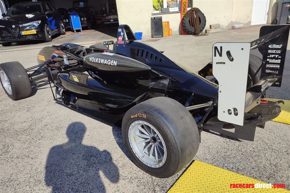Racecarsdirect.com - Dallara F308-11