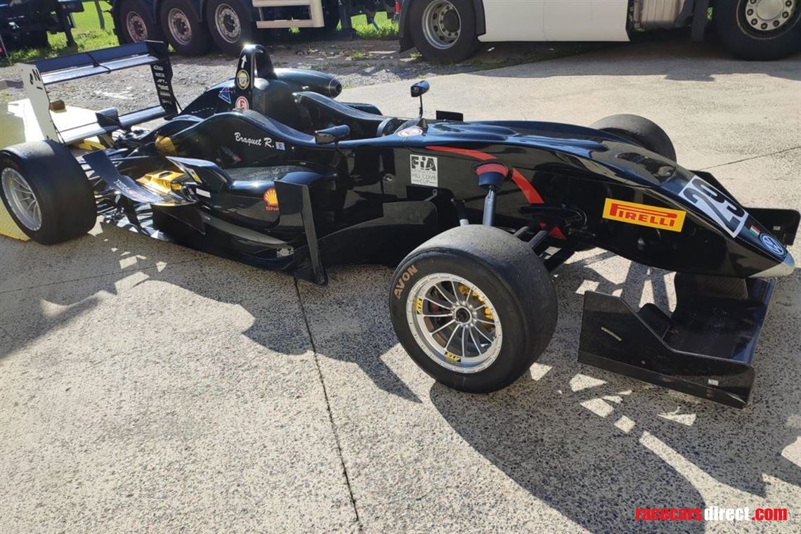 Racecarsdirect.com - Dallara F308-11