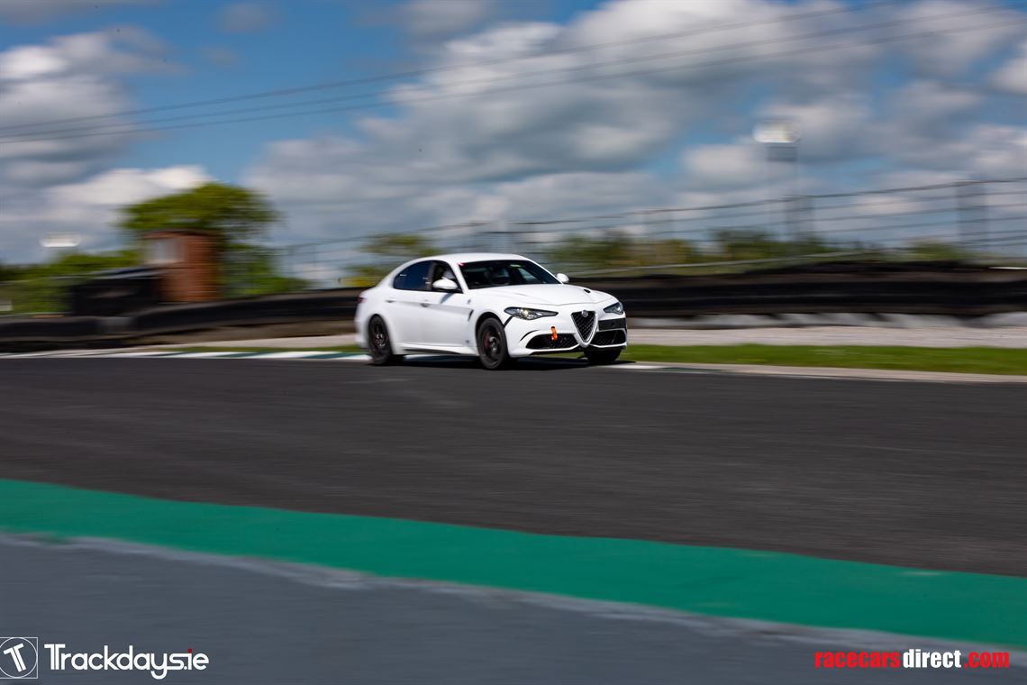 deposit-takenalfa-romeo-giulia-qv-track-car