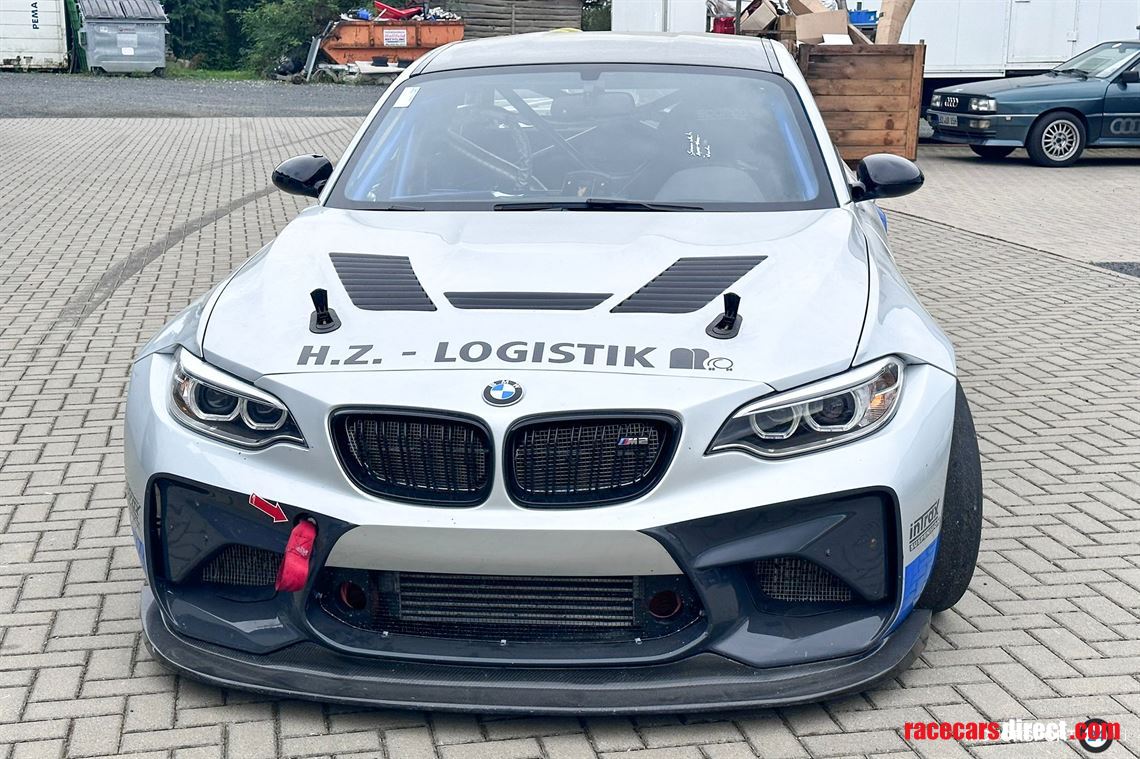 bmw-m2-gtr-ready-for-race