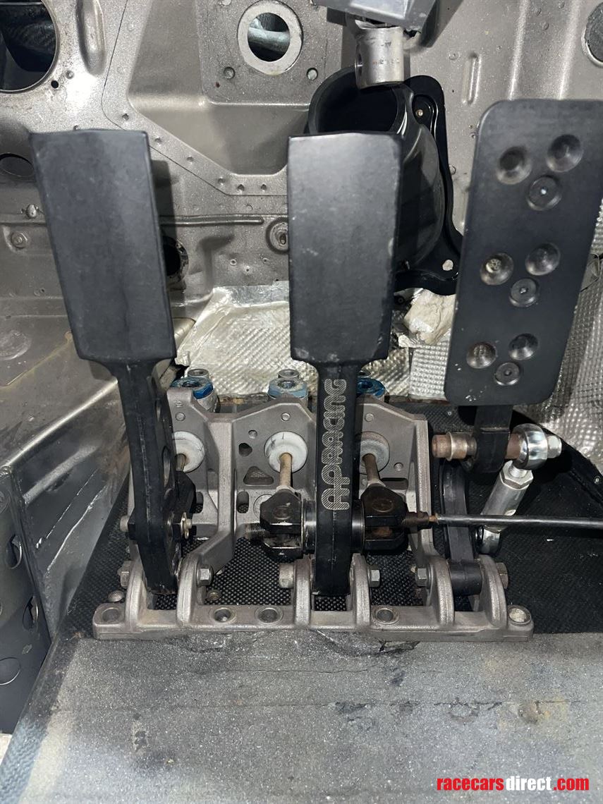 Racecarsdirect.com - AP Racing Pedal Box