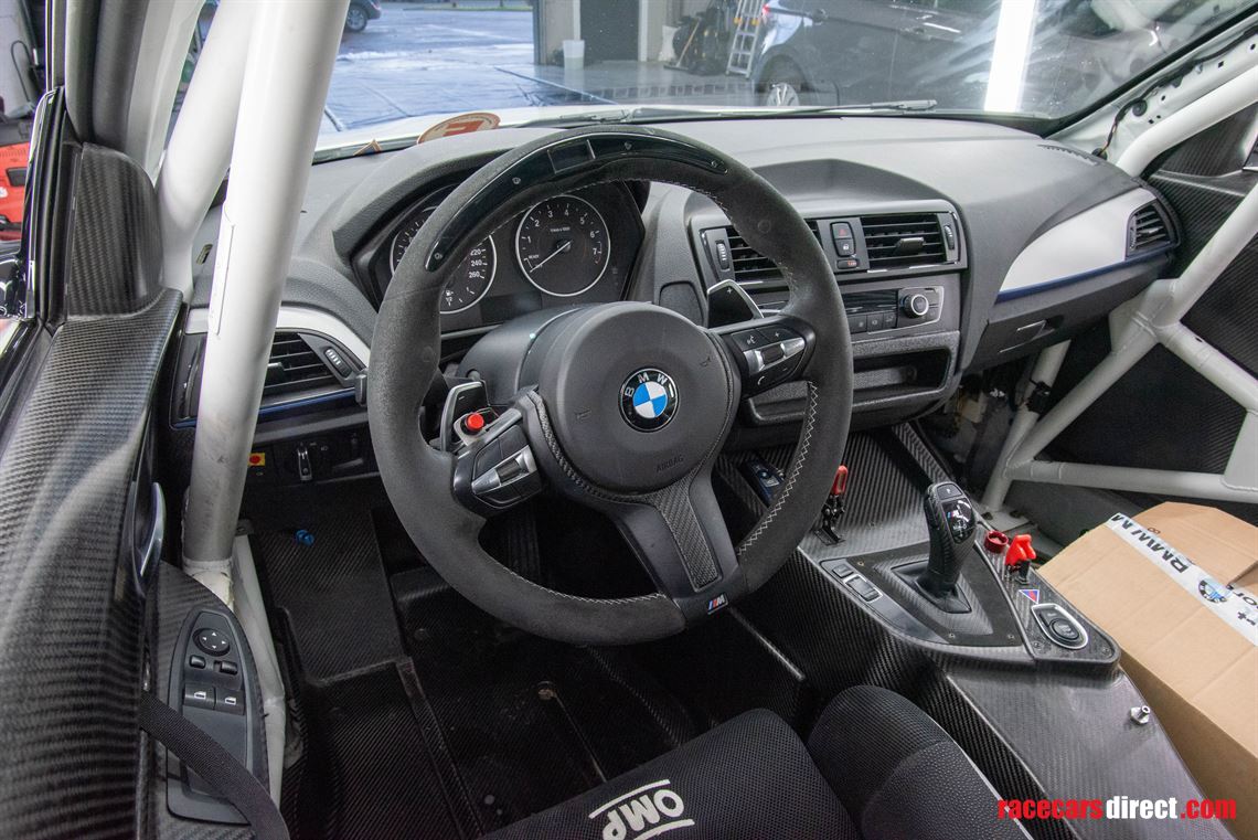 Racecarsdirect.com - BMW M235i Racing