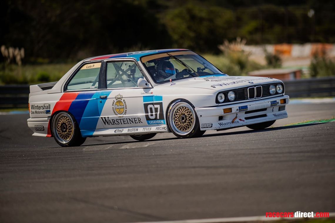 bmw-e30-m3-gra