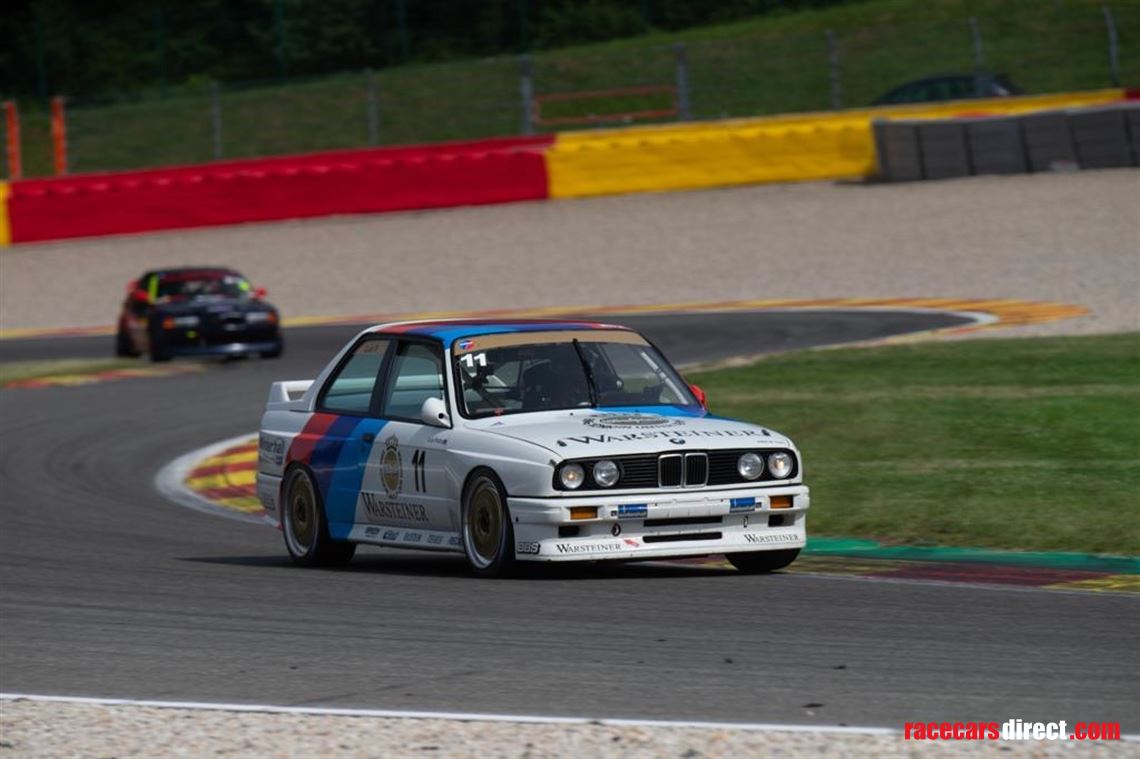 bmw-e30-m3-gra