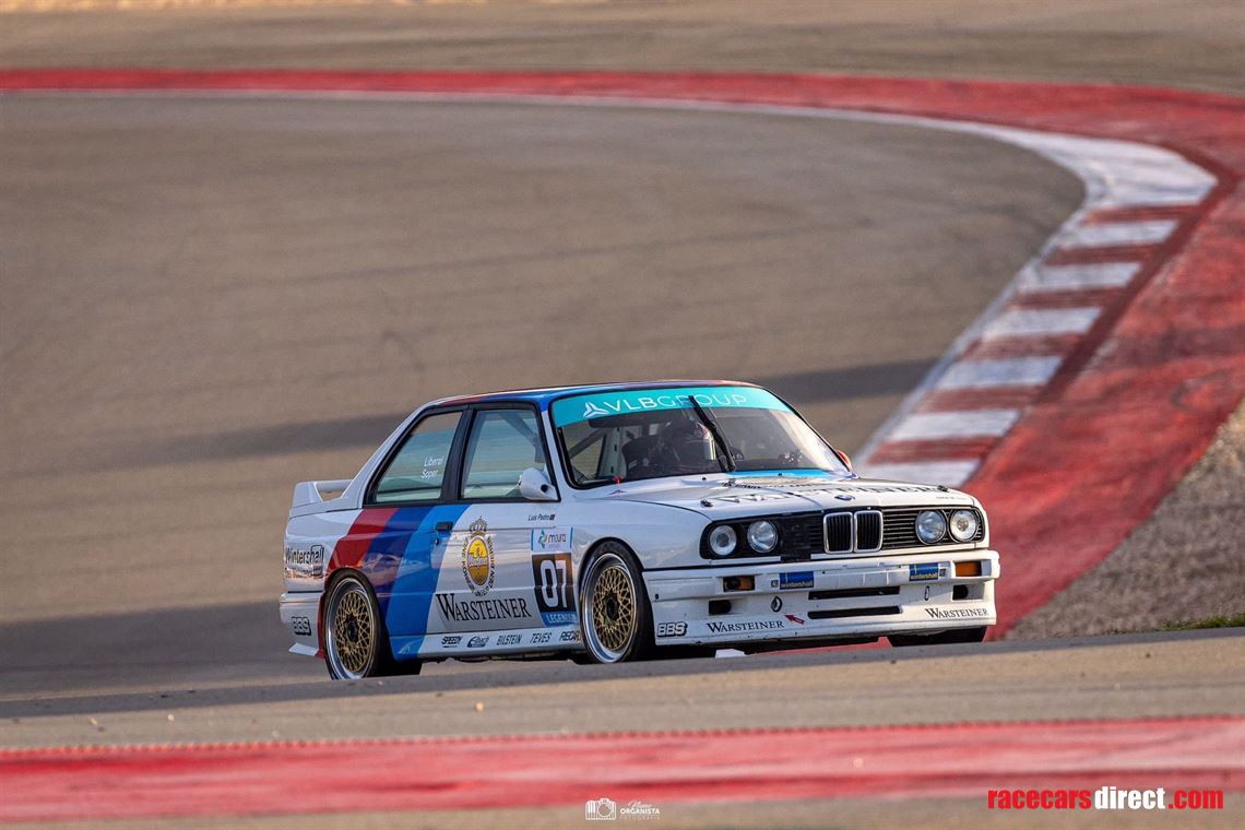 bmw-e30-m3-gra