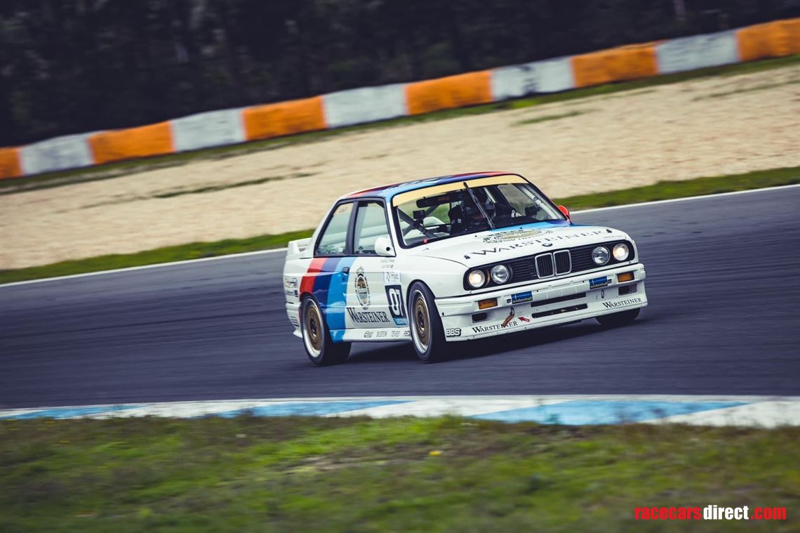 bmw-e30-m3-gra