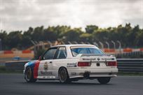 bmw-e30-m3-gra