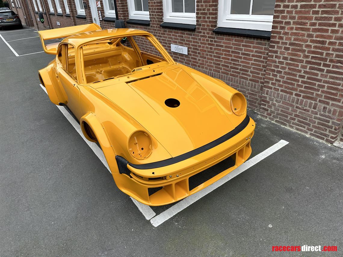 Racecarsdirect.com - Porsche 930/934 Race shell