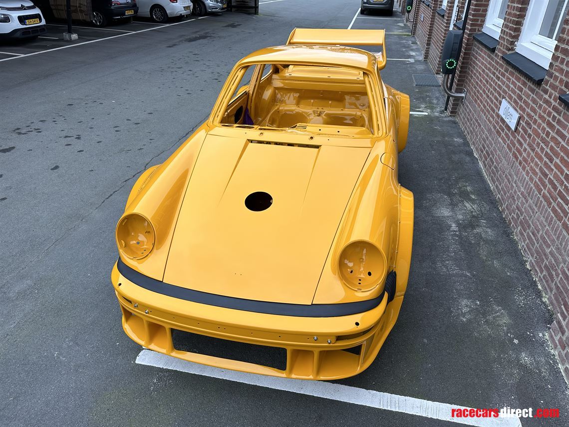 Racecarsdirect.com - Porsche 930/934 Race shell