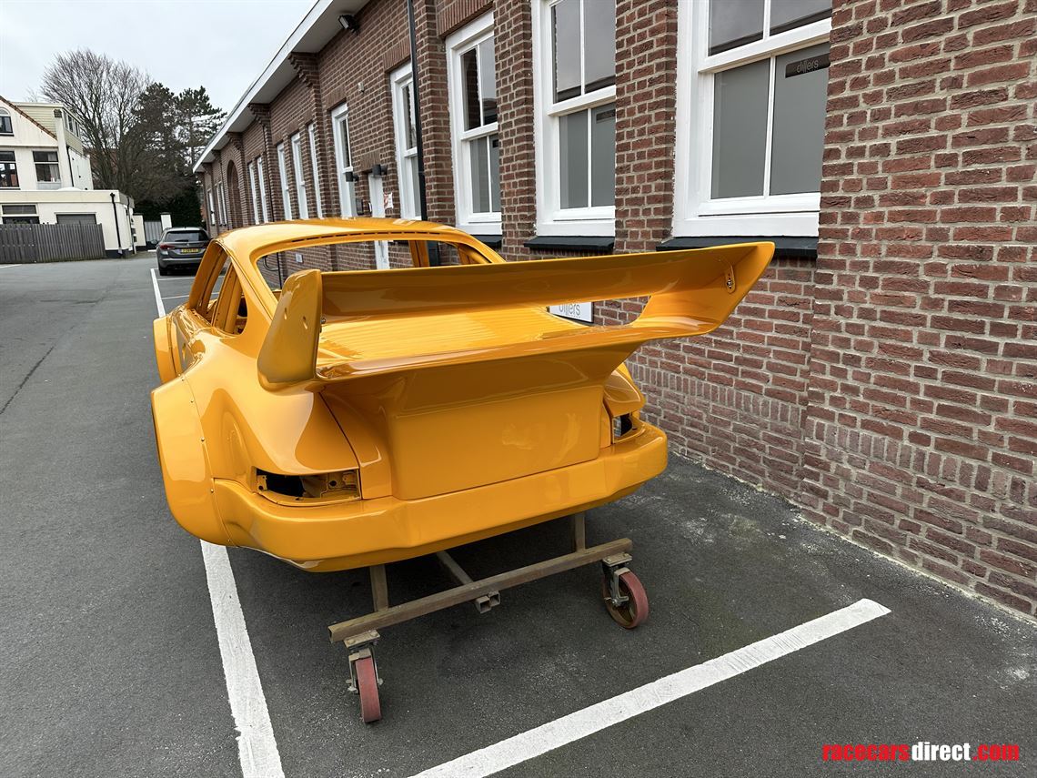 Racecarsdirect.com - Porsche 930/934 Race shell