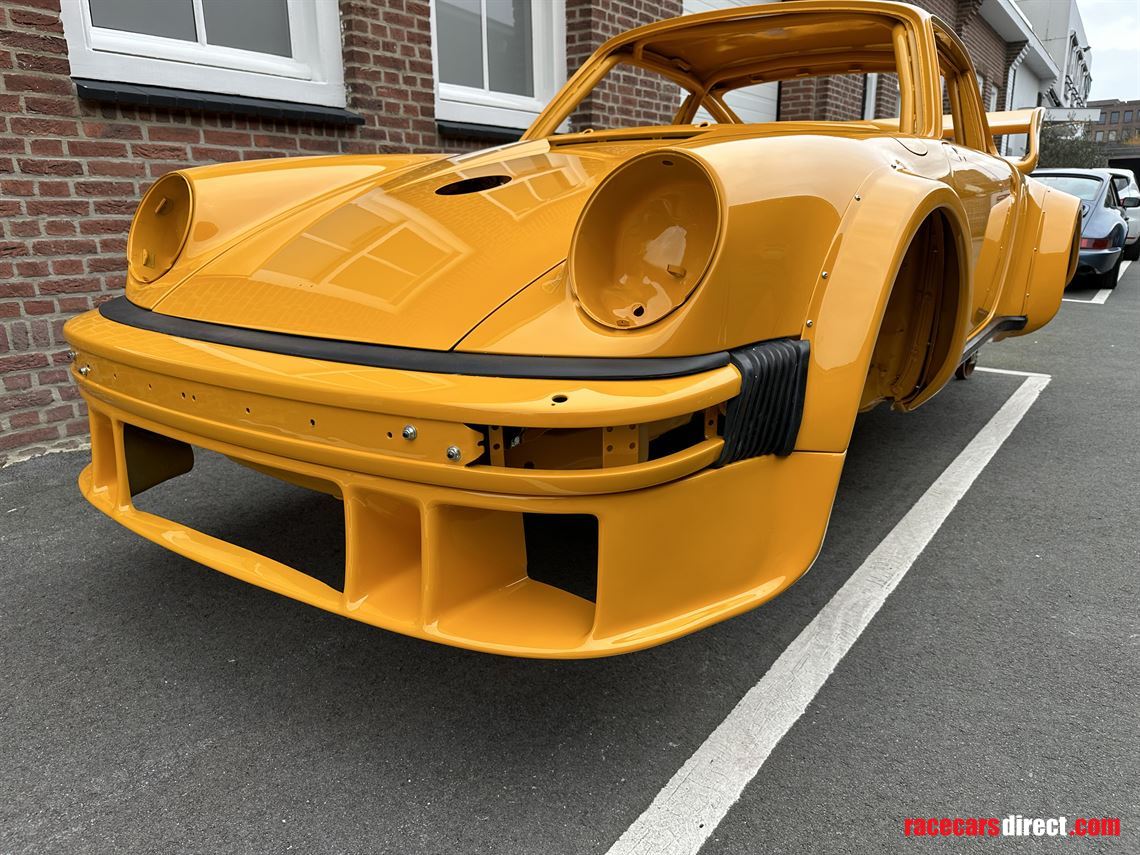 Racecarsdirect.com - Porsche 930/934 Race shell
