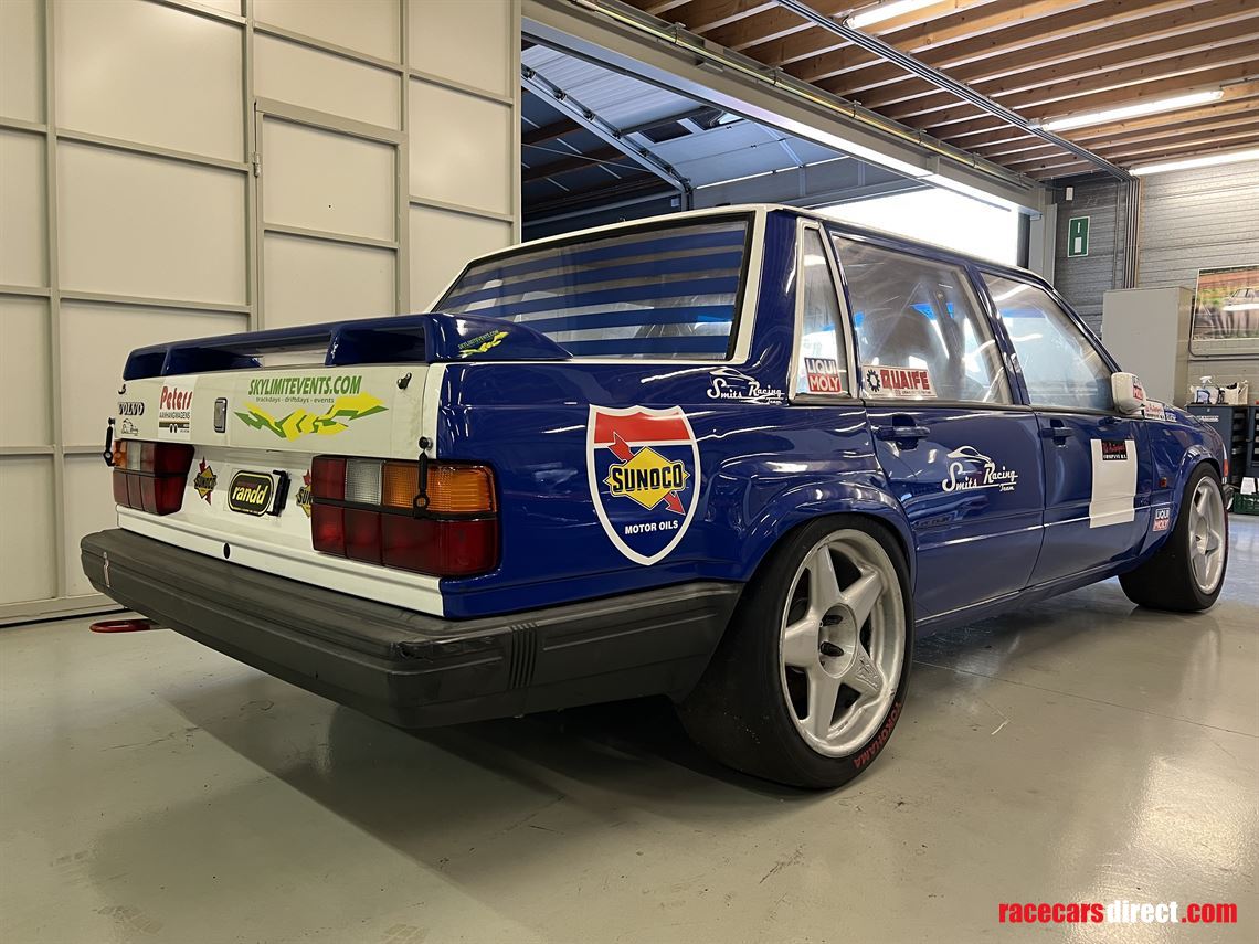 volvo-740-race-car-rolling-shell