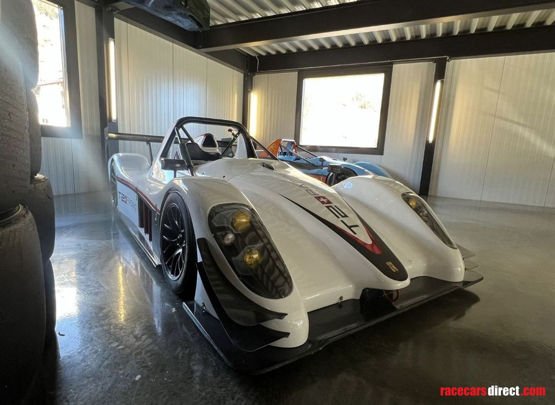 2014-radical-sr8-rx-27-v8