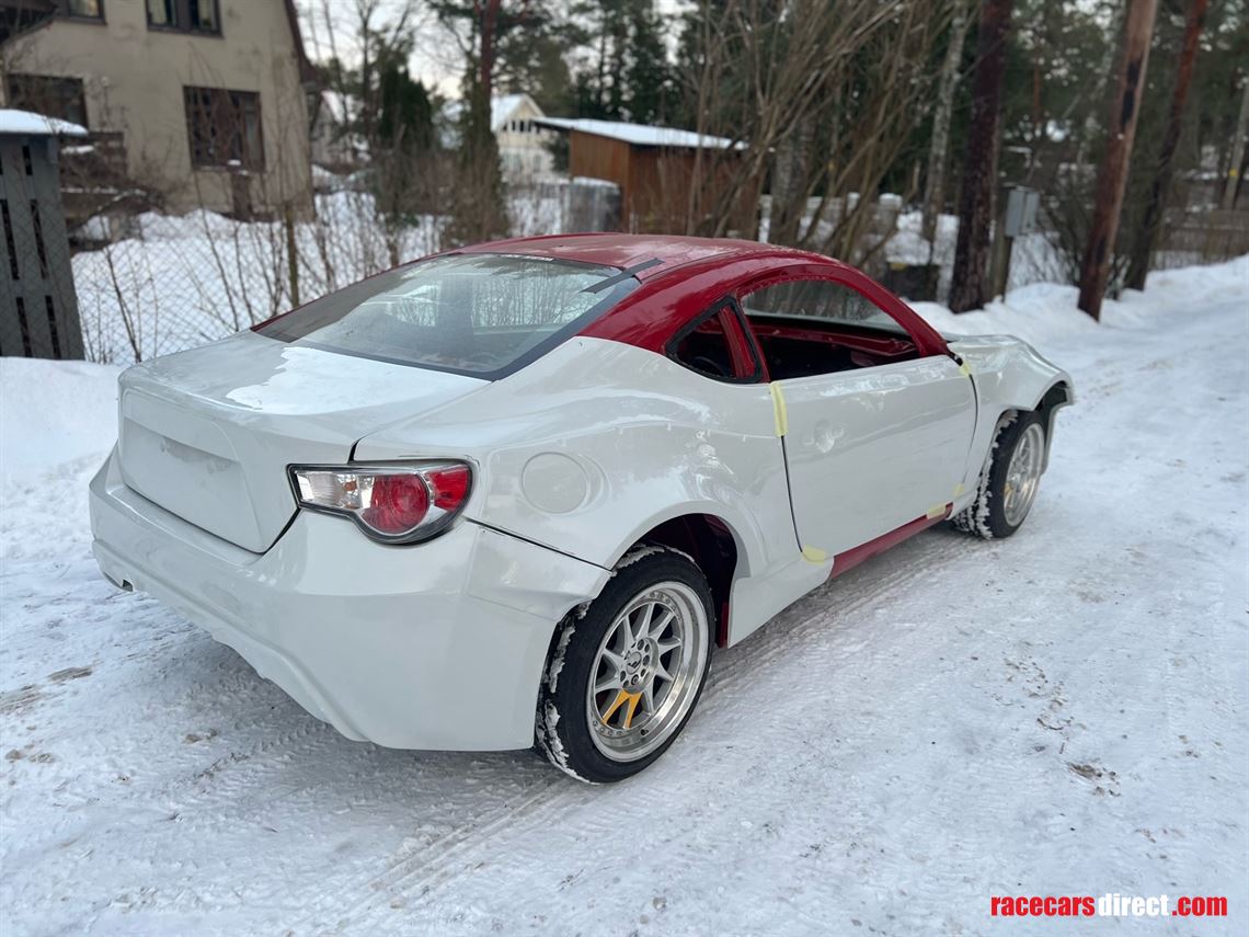 toyota-gt86-rolling-shell-drift-project