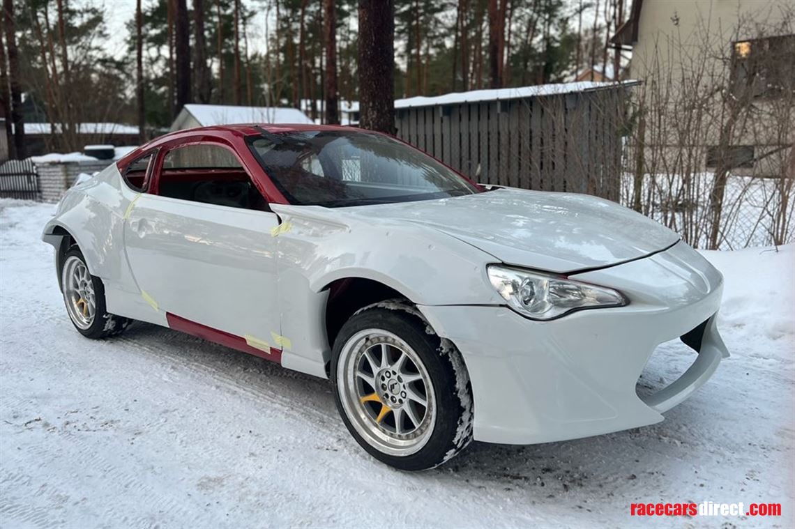 toyota-gt86-rolling-shell-drift-project