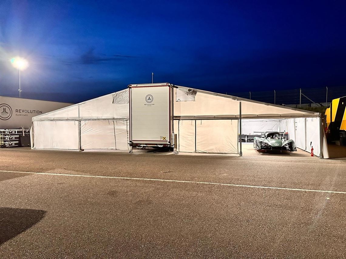 race-trailer-with-office-and-stegmaier-awning