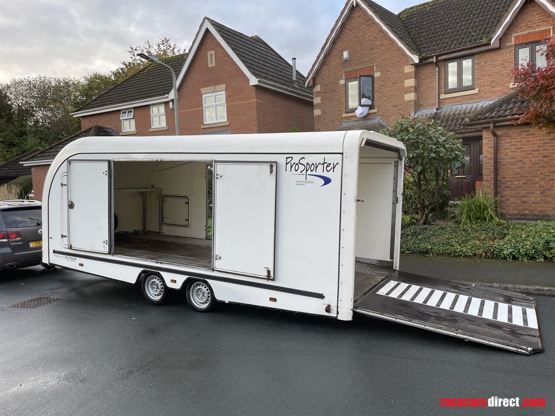 prosporter-twin-axle-covered-trailer