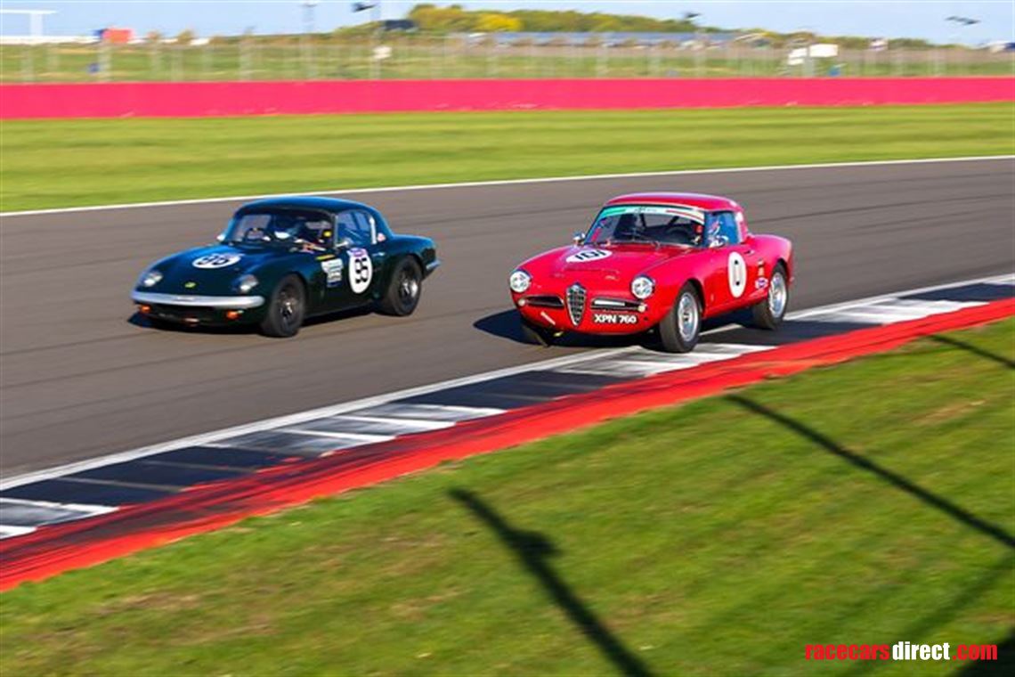 1965-alfa-romeo-giulia-spider-veloce