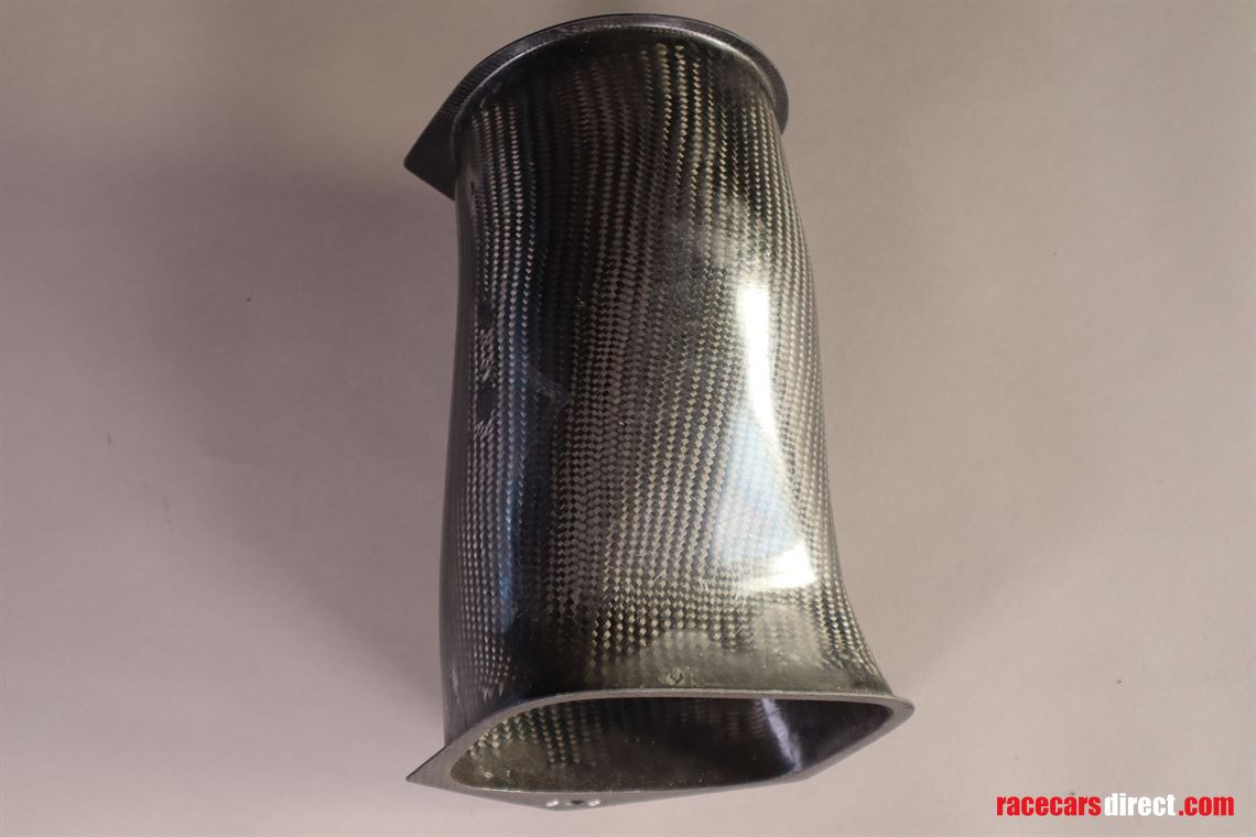 audi-stw-carbon-air-duct-front-part-b-96