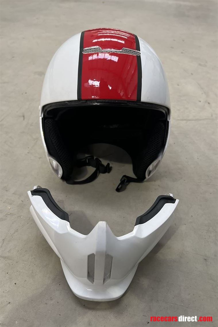 pitstop-helmets