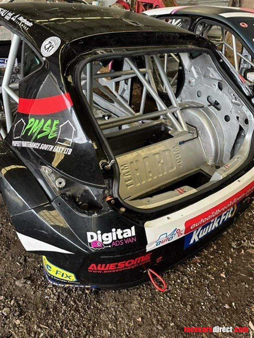 Racecarsdirect.com - 2021 Cupra Leon BTCC Body Shell