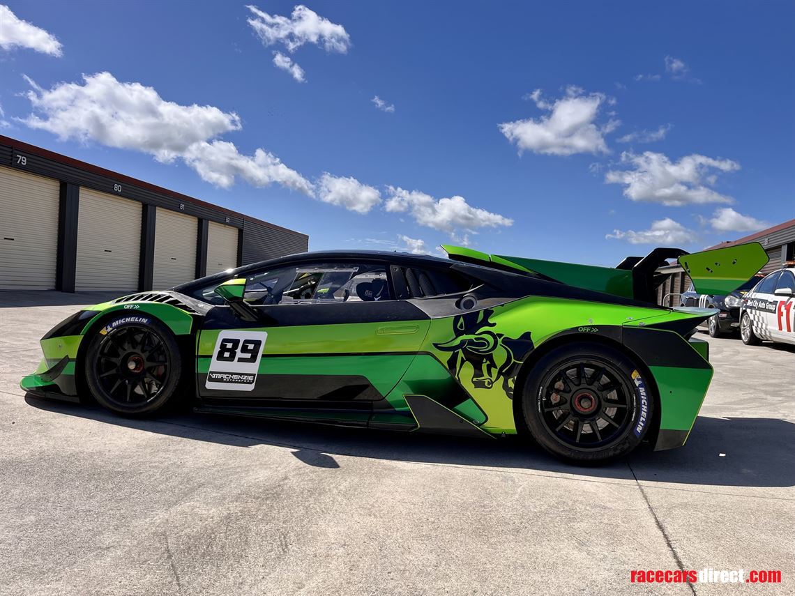 lamborghini-huracan-super-trofeo-evo