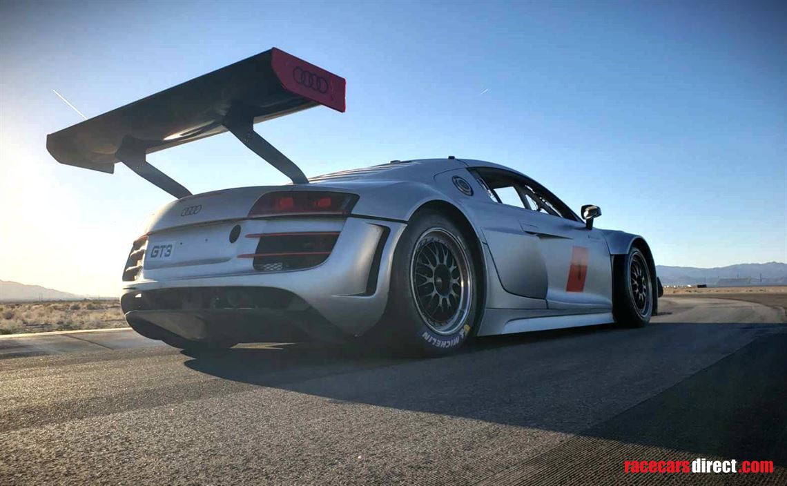 Racecarsdirect.com - Audi R8 LMS