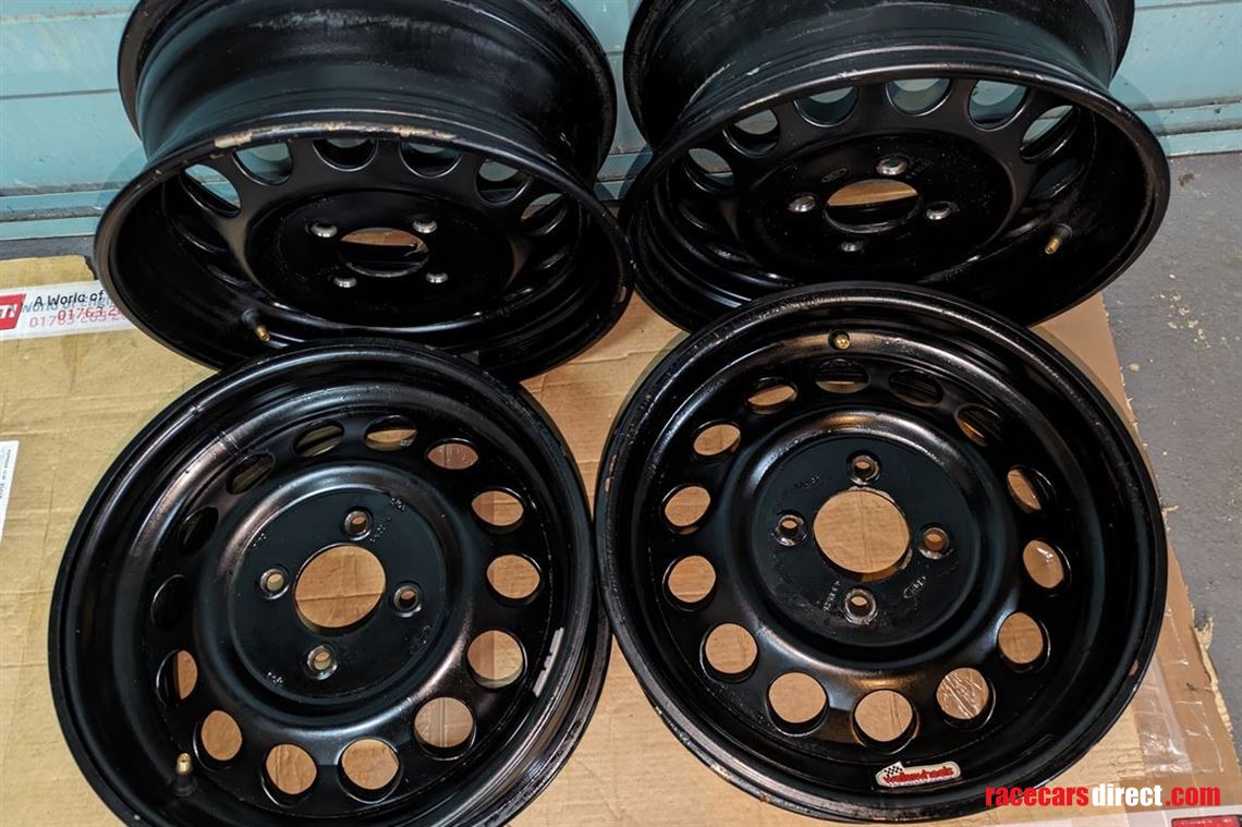 Racecarsdirect.com - Formula Ford Weller wheel rims