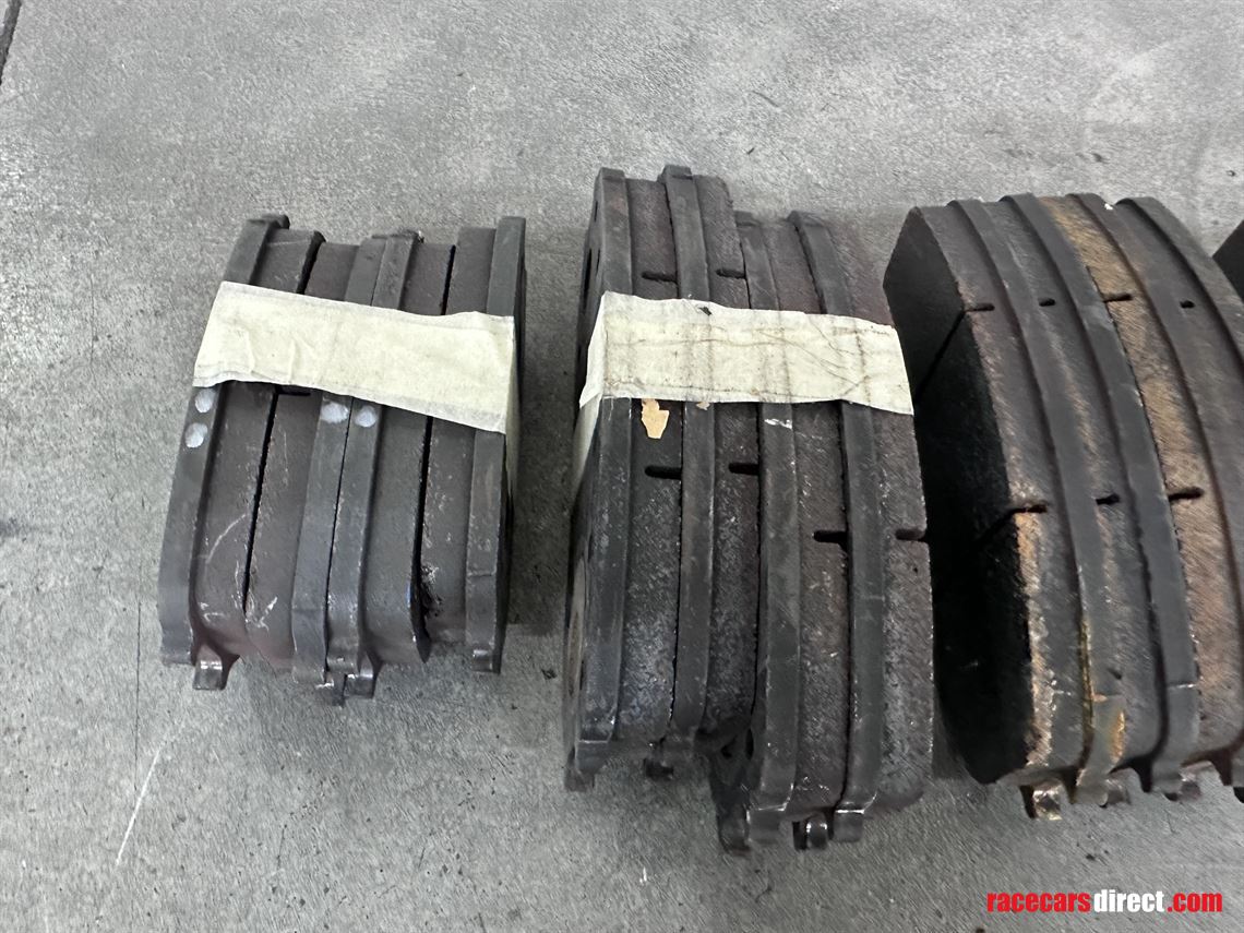 Racecarsdirect.com - Used brake pads