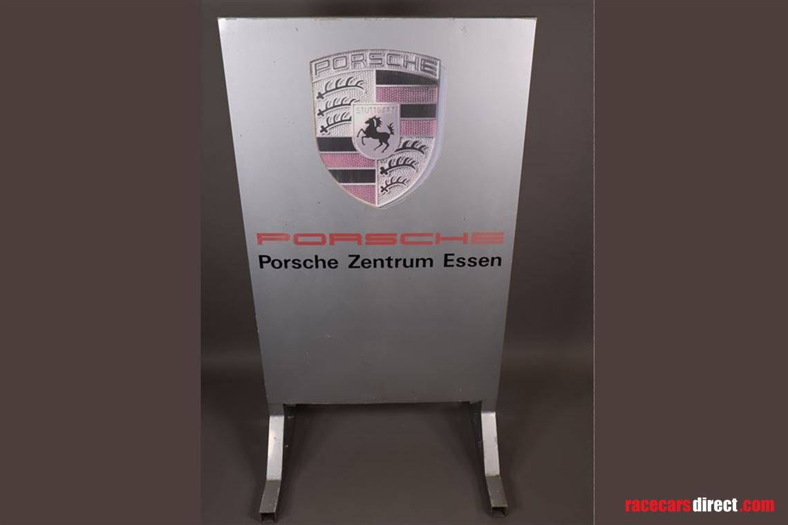 porsche-advertising-display-sign-from-the-90s