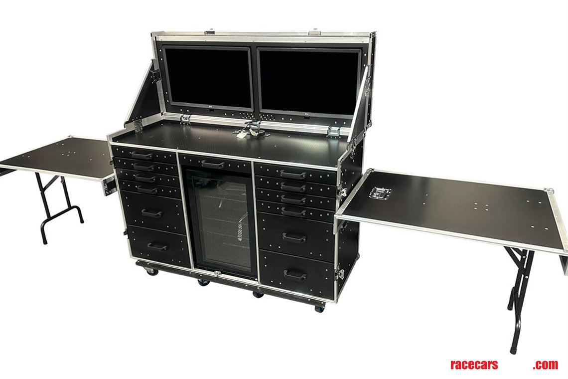 2-x-28-smart-tv-fridge-flight-case---vme-data